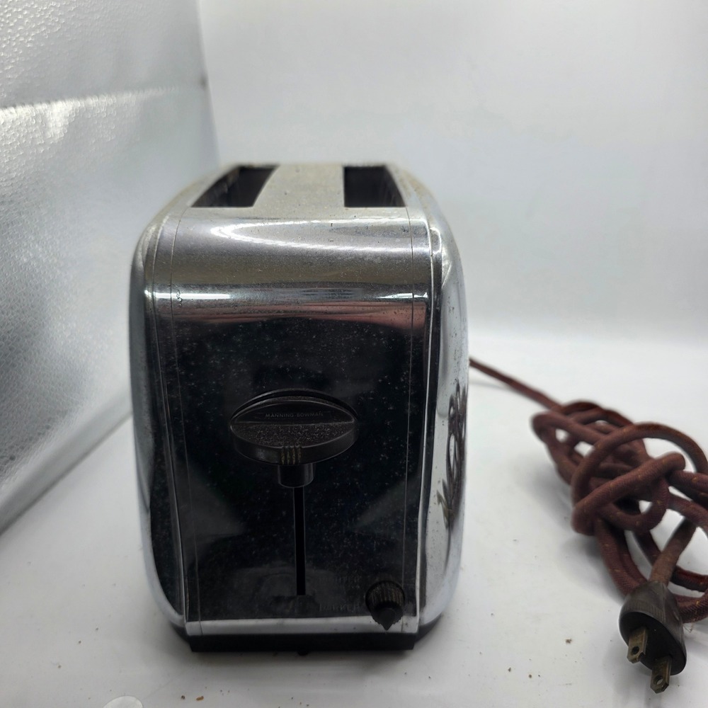 Manning Bowman Model 63B Automatic Pop Up Toaster Chrome Art Deco Cloth Cord